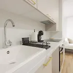 Adapartments Apartman *